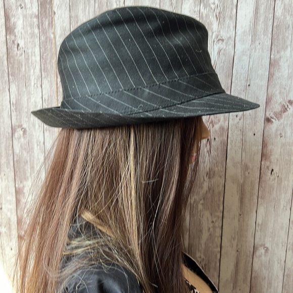 𝅺M. Julian Black Pin Striped Fedora - Picture 4 of 6